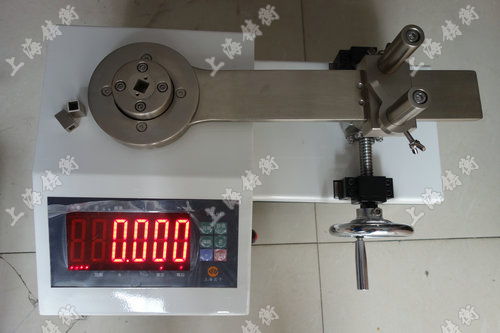 智能制造驅(qū)動(dòng)下的變革 上海扭矩扳手校準(zhǔn)儀的技術(shù)發(fā)展與市場應(yīng)用